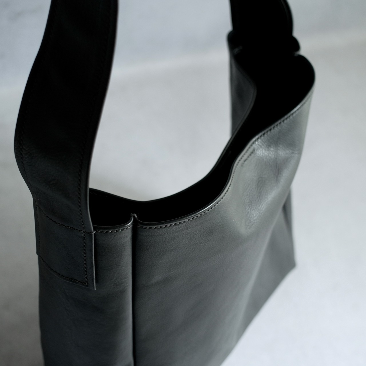 SS SHOULDER BAG 02 BLACK