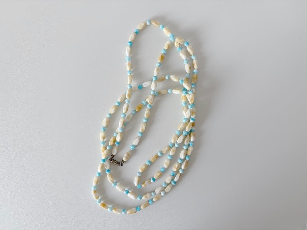 【U.K.】お菓子みたいな色のネックレス / A necklace in candy-like colors.
