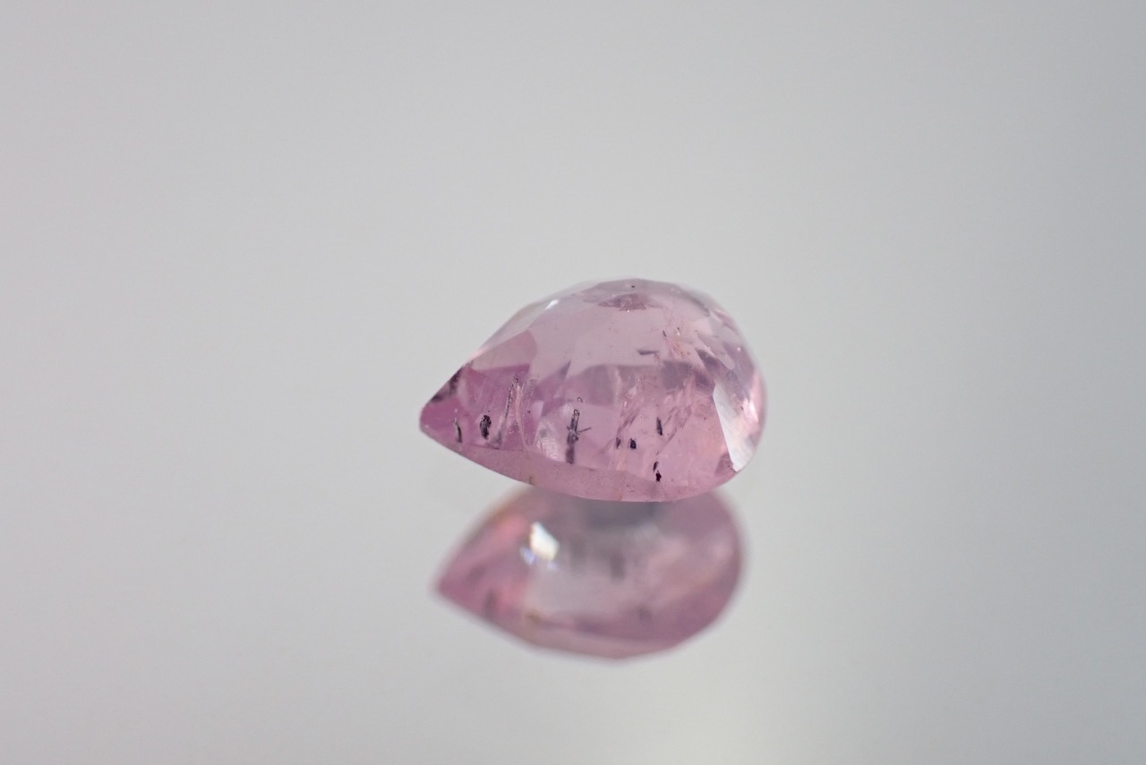 ピンクサファイア　0.86ct　[D10‐7]