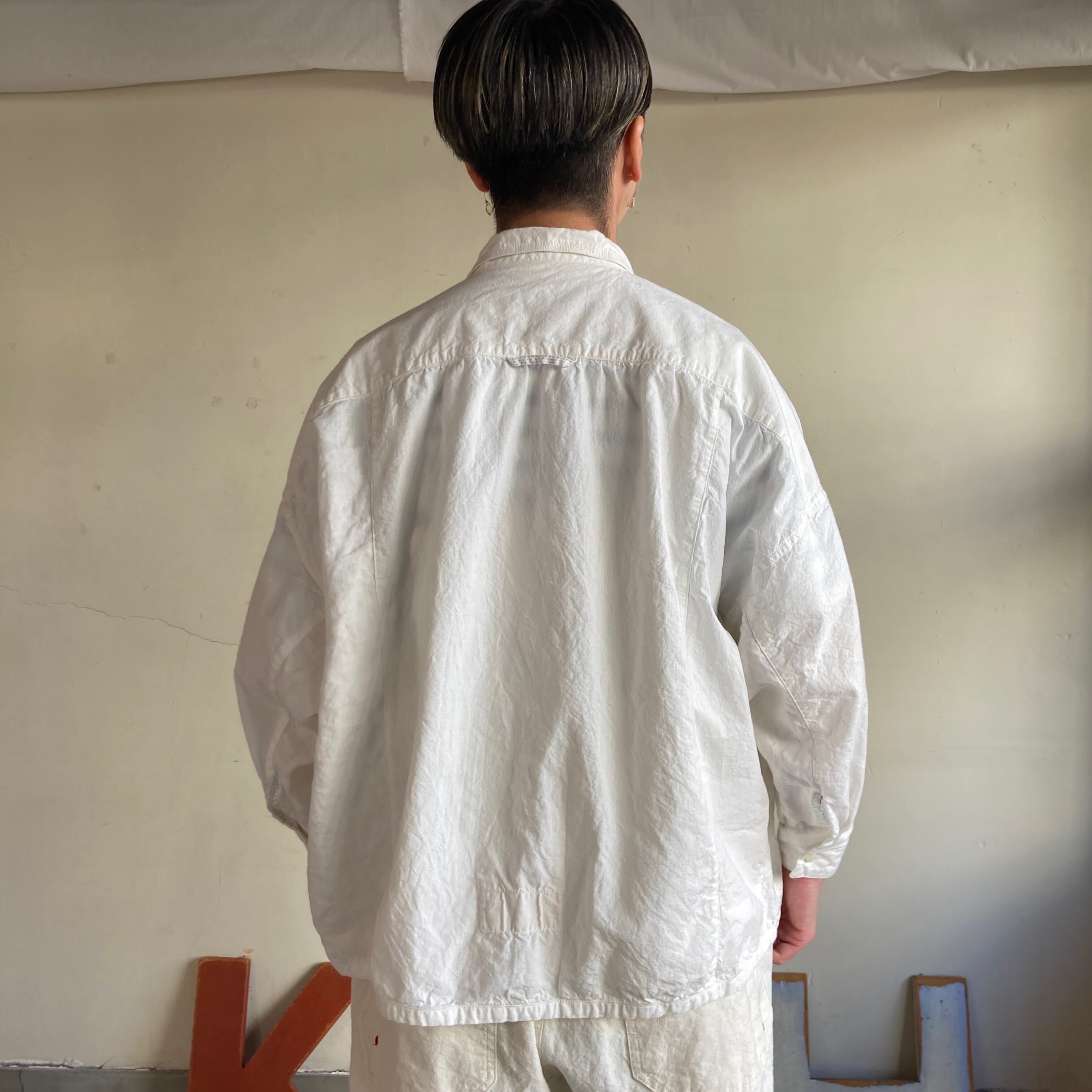 風をはらむ、長袖シャツ 初夏の木漏れ日にゆれるシャツ62S05 サイズF
