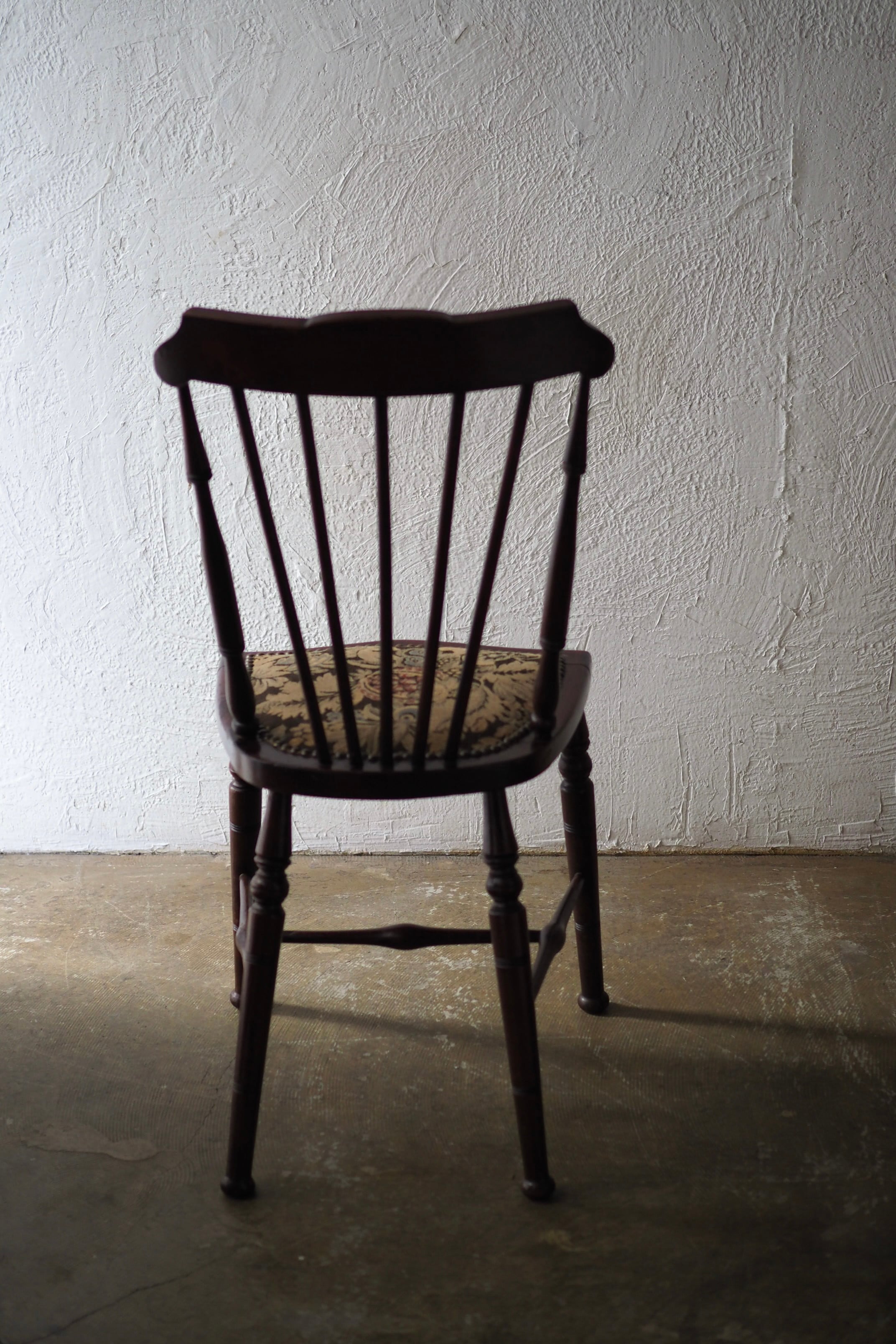 ゴブラン織りのエドワーディアンチェア-antique england chair