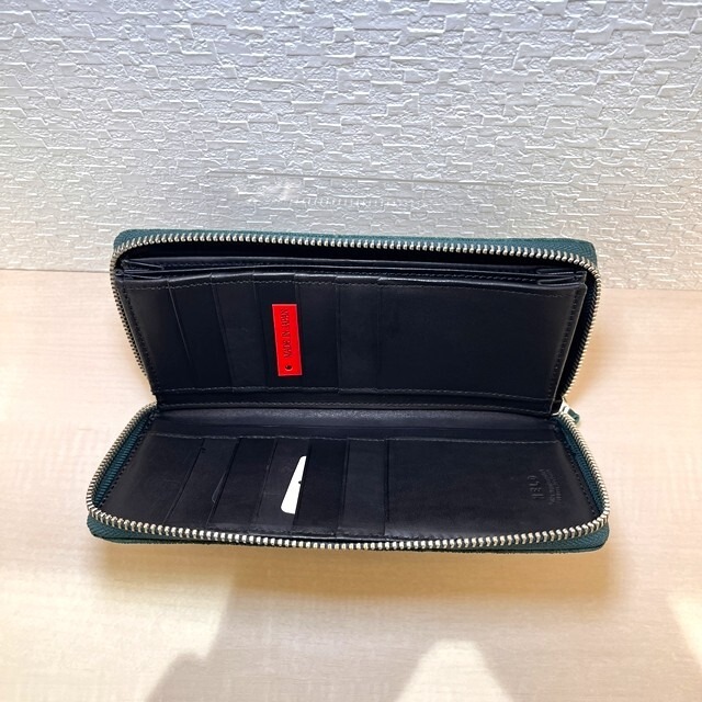 エレファント（ゾウ革）ラウンド長財布　グリーン