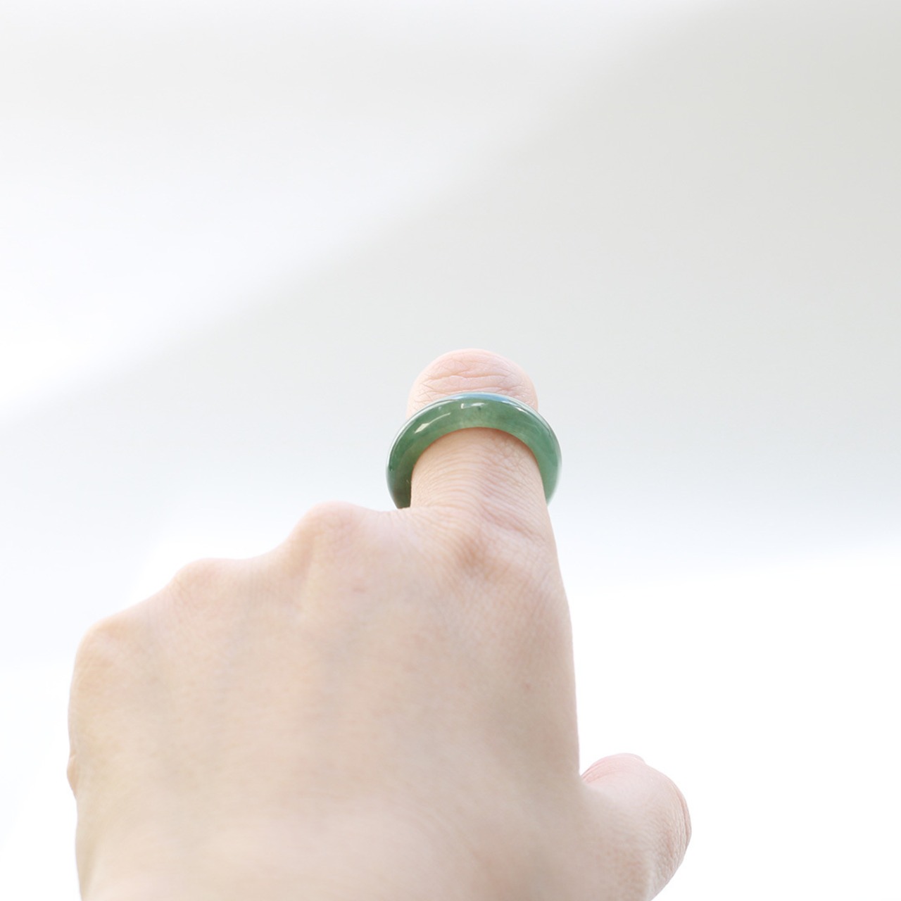 【18号】深緑 翡翠くり抜き甲丸リング A貨翡翠 jd_rg2193