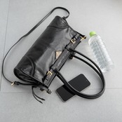 プラダ ボニー ミディアム ハンドバッグ ブラック レザー