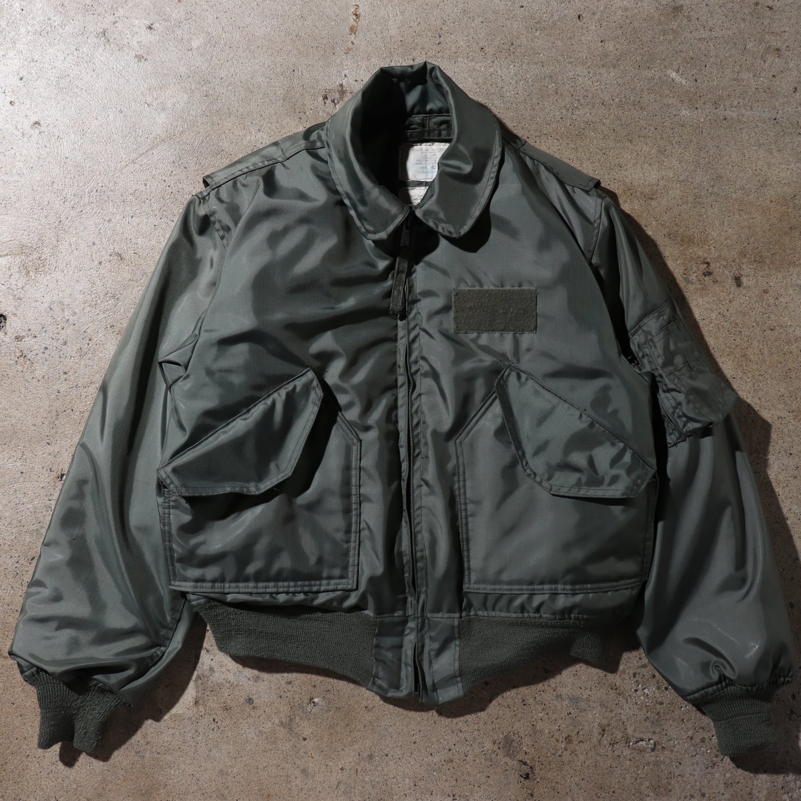 【美品】米軍実物CWU-45/P　2010年　LARGE