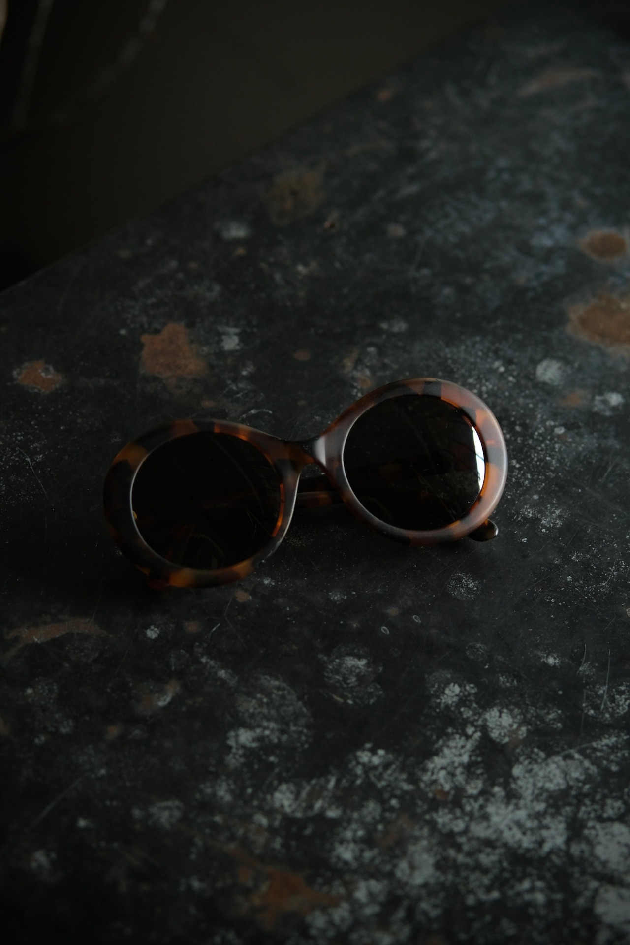 IORI／"BOTTEGA VENETA" sunglasses