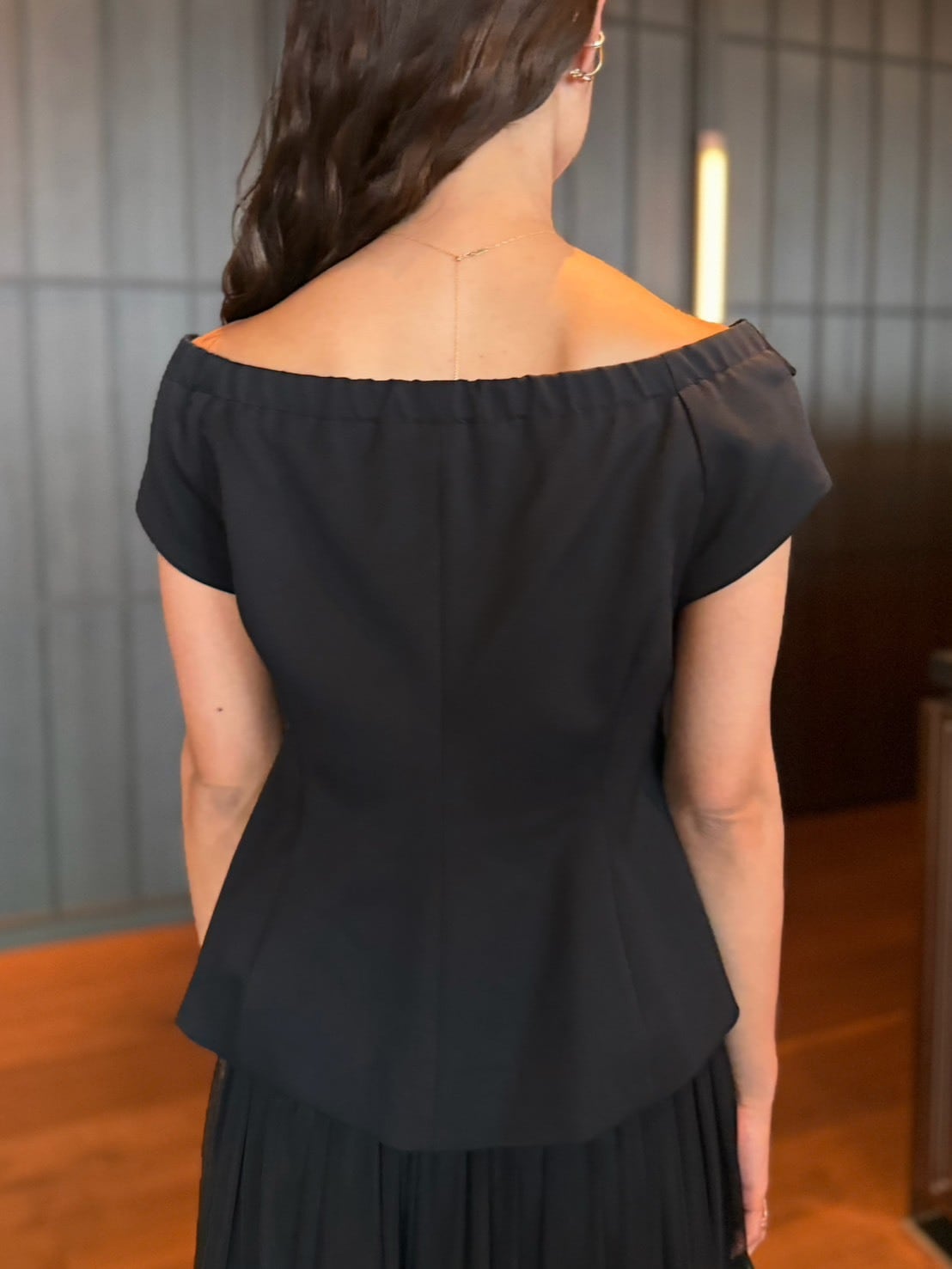 予約】gilet tops / black (6月上旬発送予定) | HYEON 予約】gilet tops / black (6月上旬発送予定) | HYEON