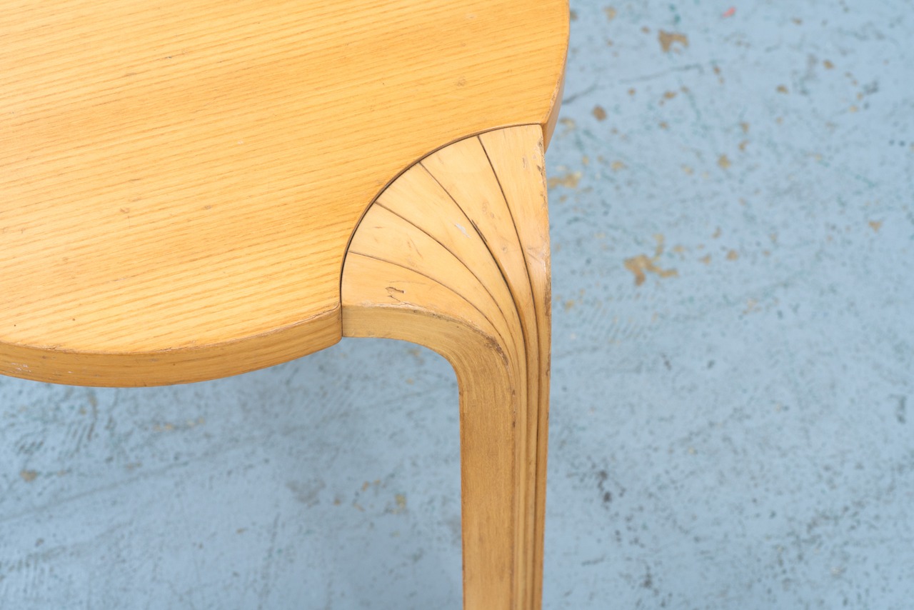 Alvar Aalto | X600 Stool