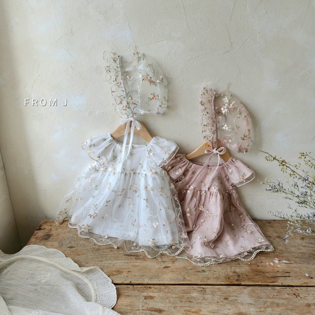 【即納】<FromJ>  Emily embroidery one-piece (bonnet set)