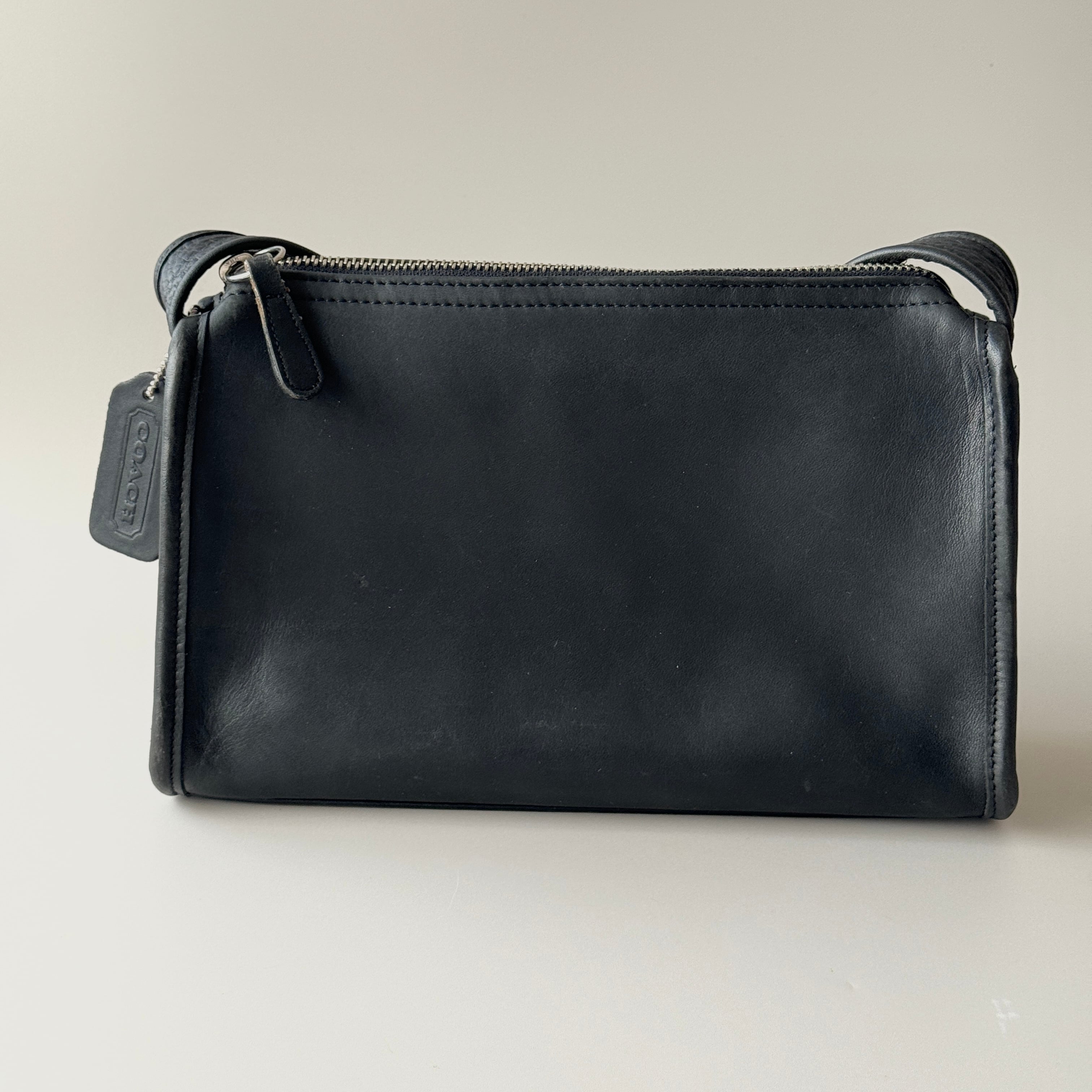 Vintage Coach 9057 Aero Small Zip '99 | ONE VINTAGE