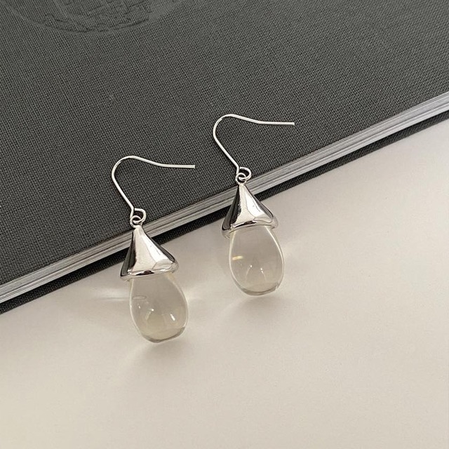 clear drop pierce