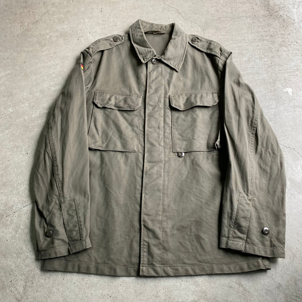 ヴィンテージ ドイツ軍 フィールドジャケット メンズxl相当 ヨーロッパ 古着 ビンテージ ユーロミリタリージャケット セージグリーン オリーブ カーキ ミリタリージャケット Sa24 Cave 古着屋 公式 古着通販サイト