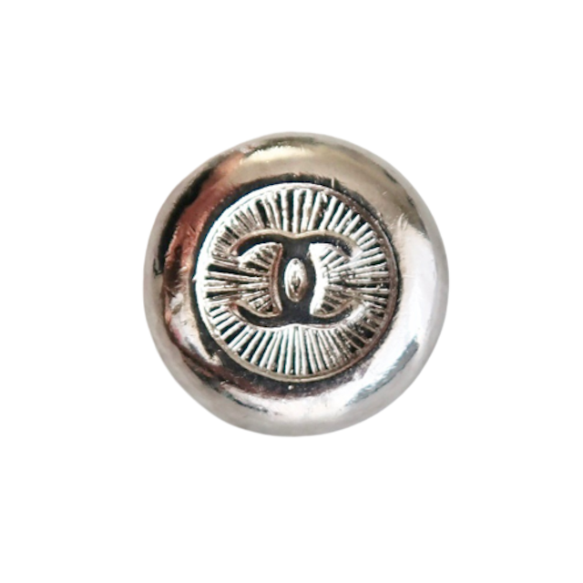 【VINTAGE CHANEL BUTTON】シルバー 縁取り ココマーク ボタン 18mm C-24003