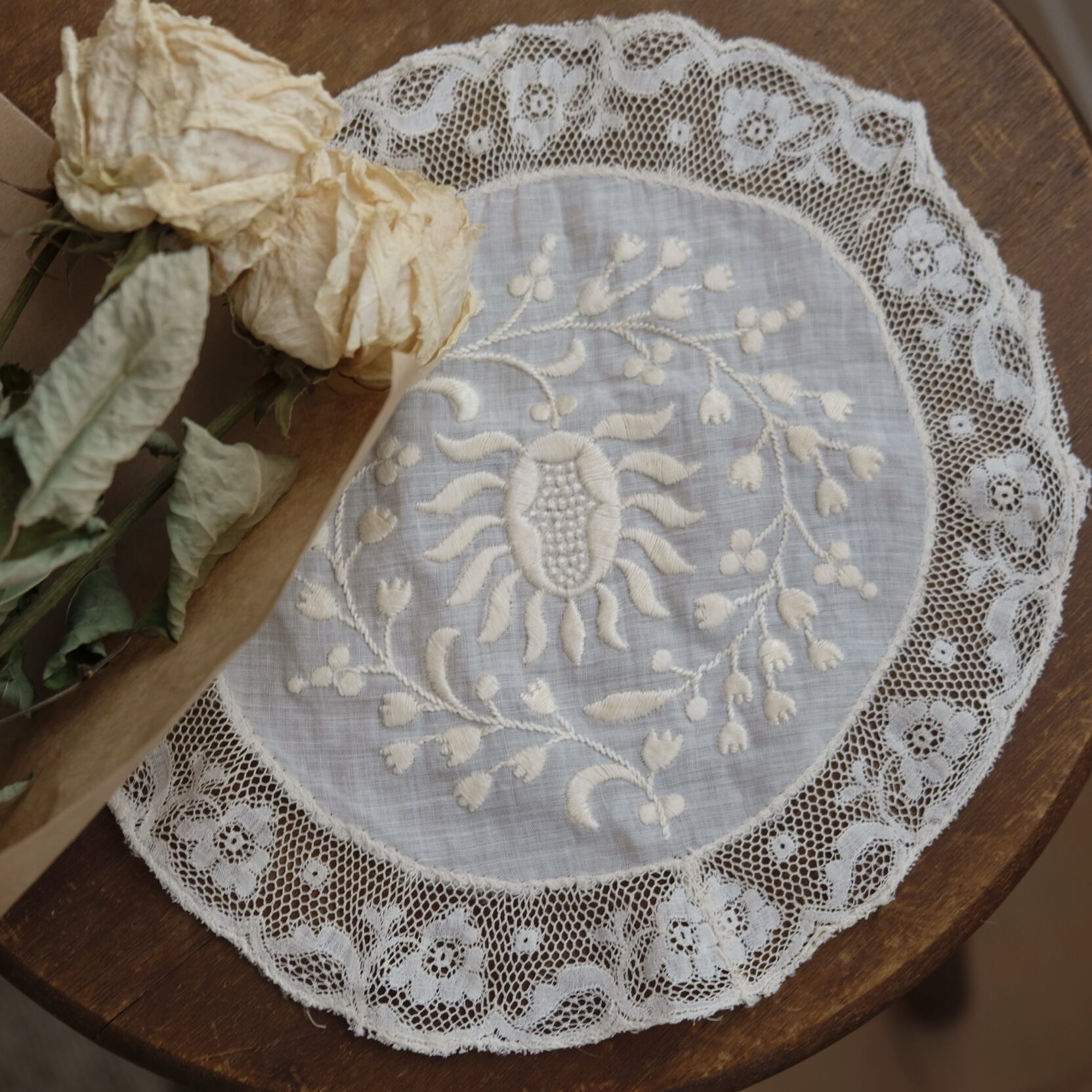 フランスアンティークフランスの玄関ドアエクリュ アンティークレース