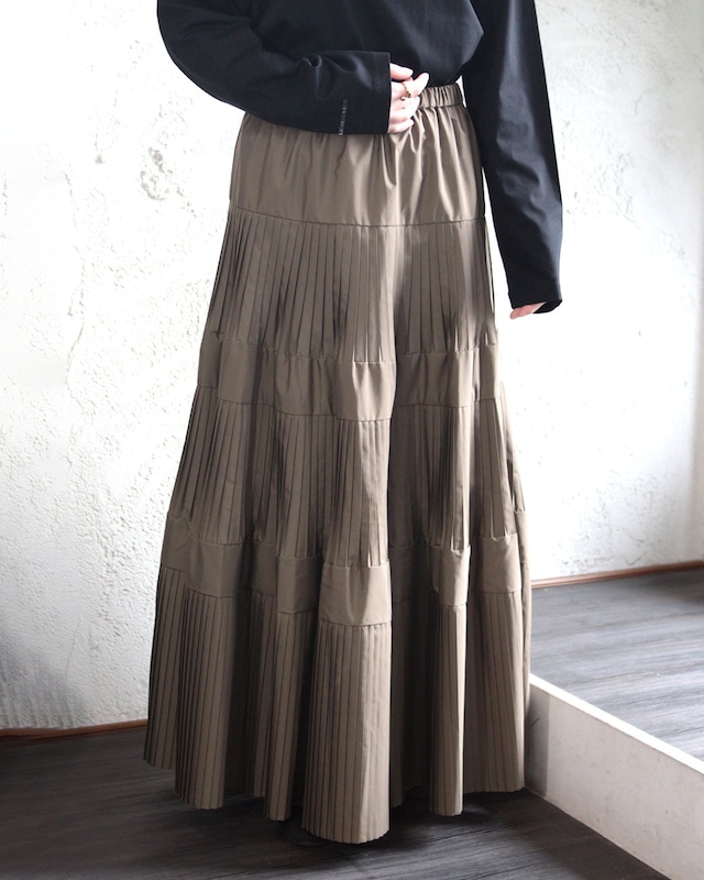 【Sans Souci 34+】撥水加工シームレスファイバーダウンブルゾン　(251127)