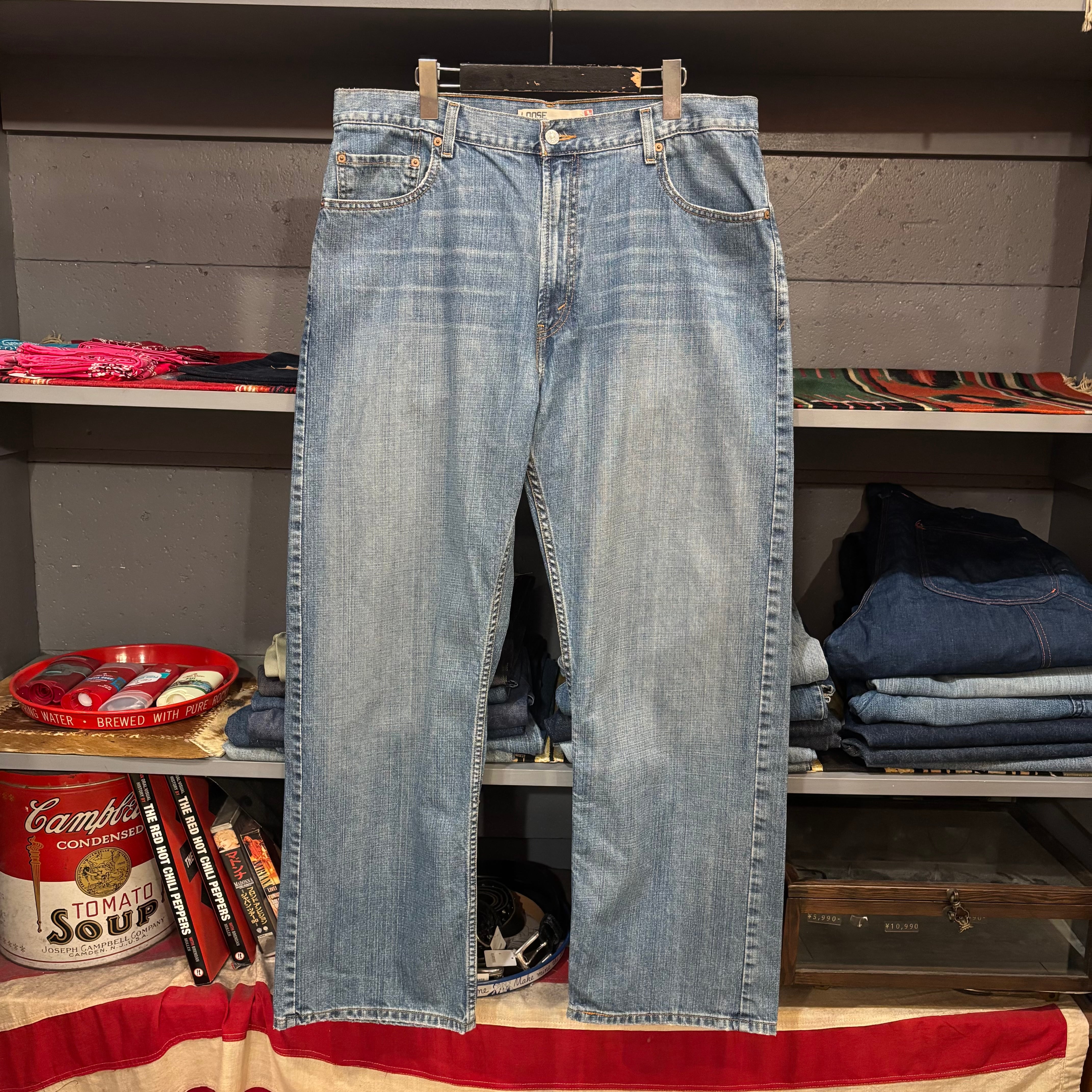 00s Levis 569 Wide Straight Denim Pants | VOSTOK