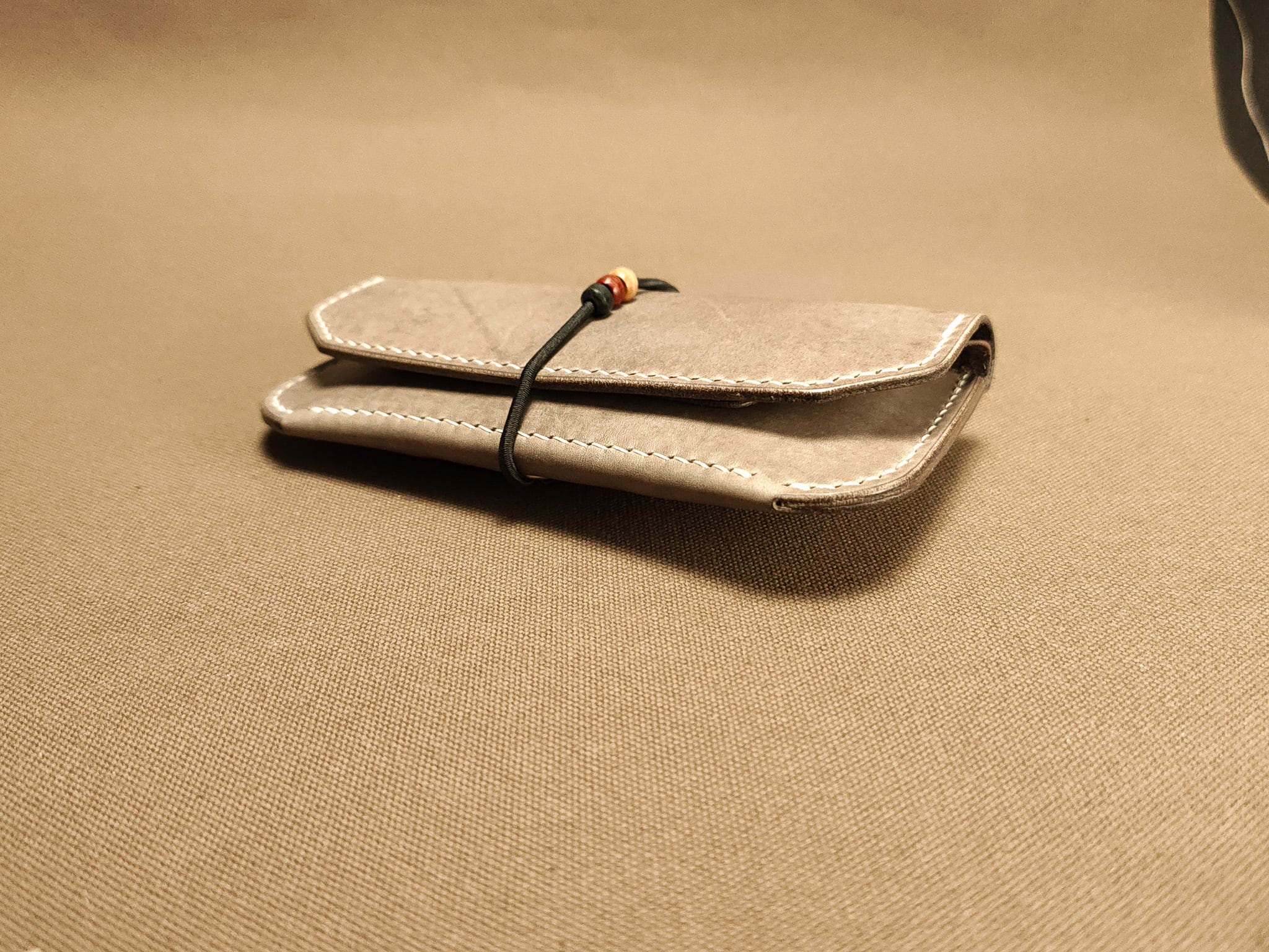 スリムシャグポーチ グレー ラスト1点 スリムシャグポーチ グレー ラスト1点 | mikawaya leather works