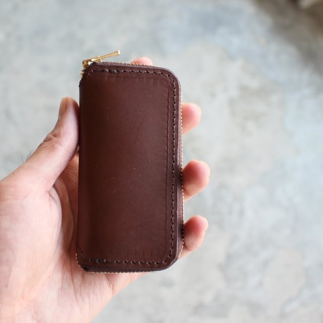 vasco オイルドレザーキーケース LEATHER VOYAGE ROUND ZIP KEY CASE