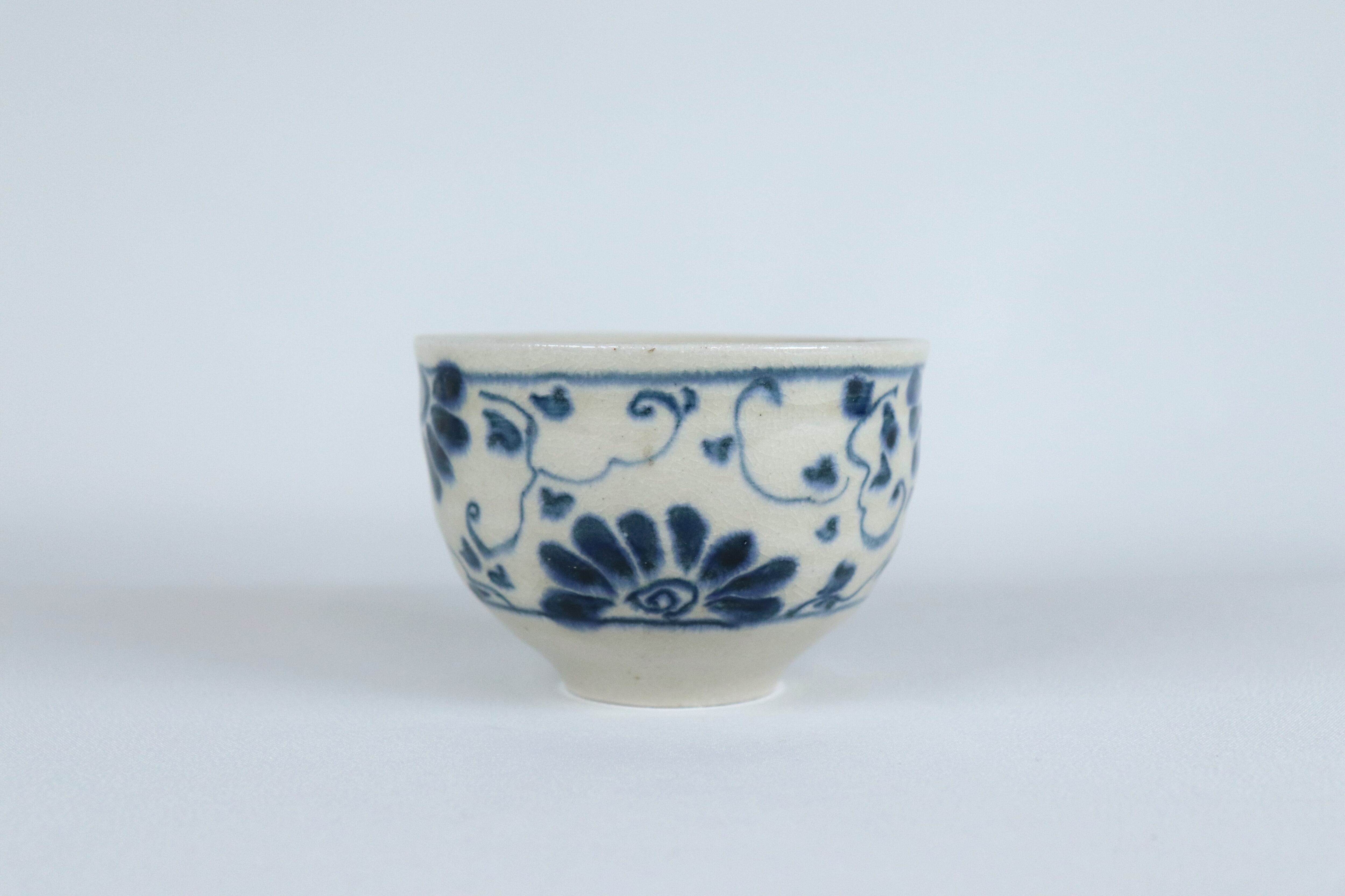 安南 たっぷり碗 小 花安南【B級品 特価】