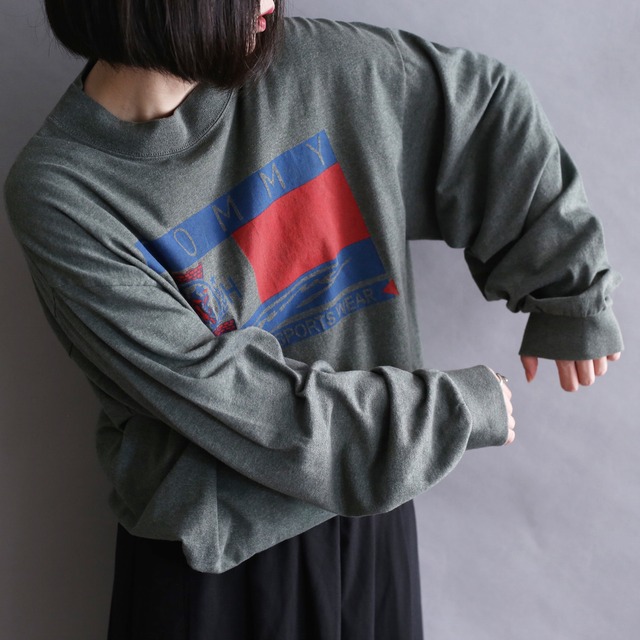 "tommy hilfiger" front and back print l/s tee