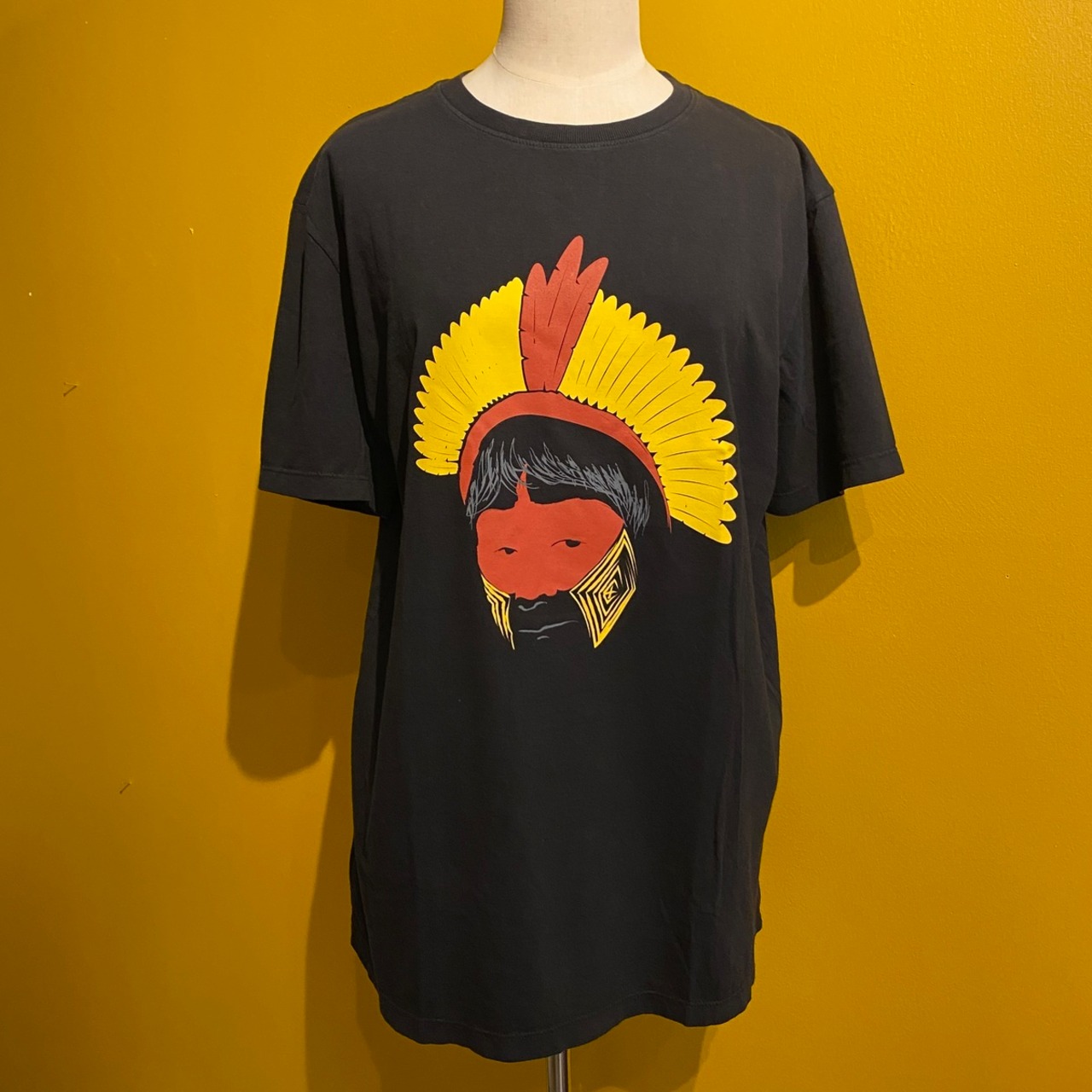 カヤポ族のTシャツ 【Cachique(preta)】