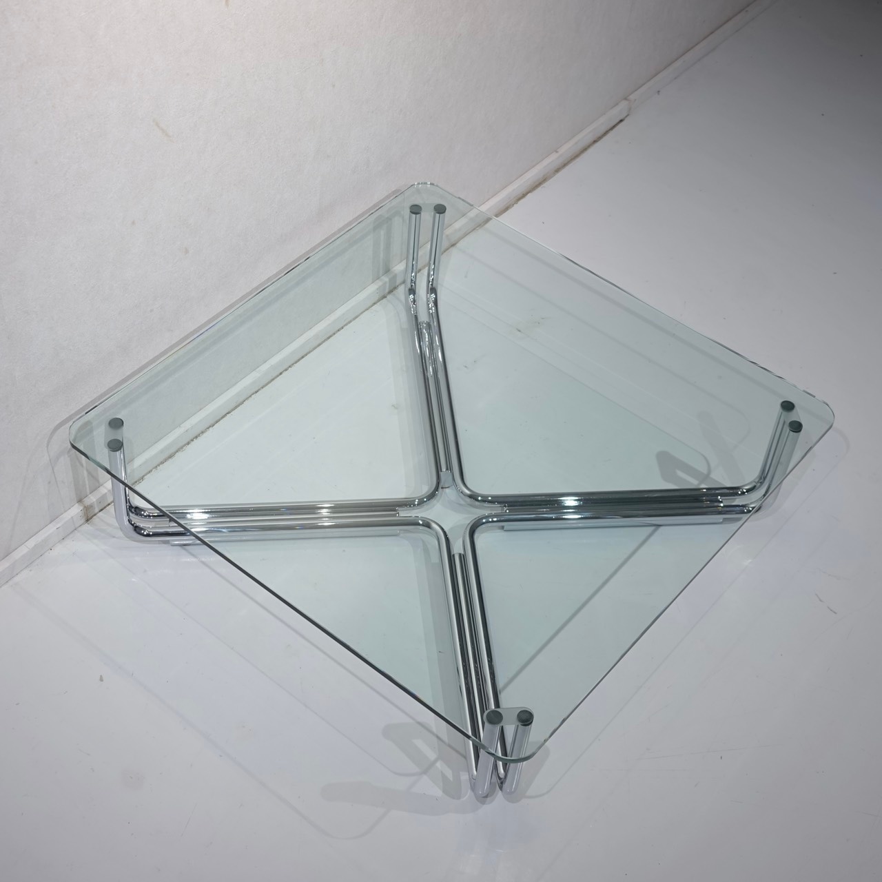 Cassina カッシーナ 784 ローテーブル センターテーブル リビングテーブル ガラステーブル モダン ラグジュアリー ホテルライク