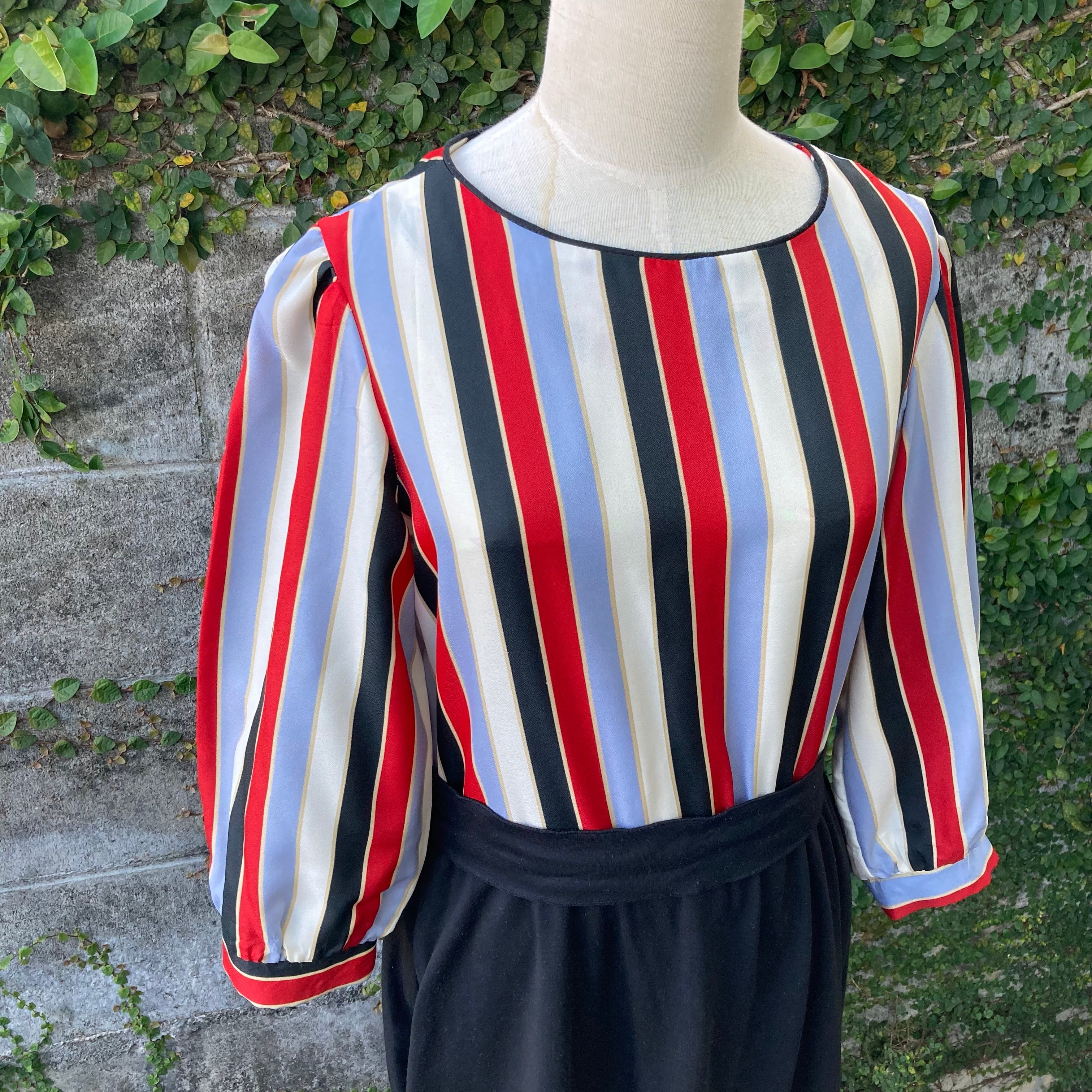 トリコロール・ワンピース | ARIES VINTAGE CLOSET トリコロール・ワンピース | ARIES VINTAGE CLOSET