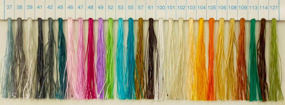 ビニモ#30／2000m巻【カラー37～121】 | ししゅう糸屋さん