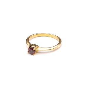 SINGLE PETIT STONE NON-ADJUSTABLE RING 084