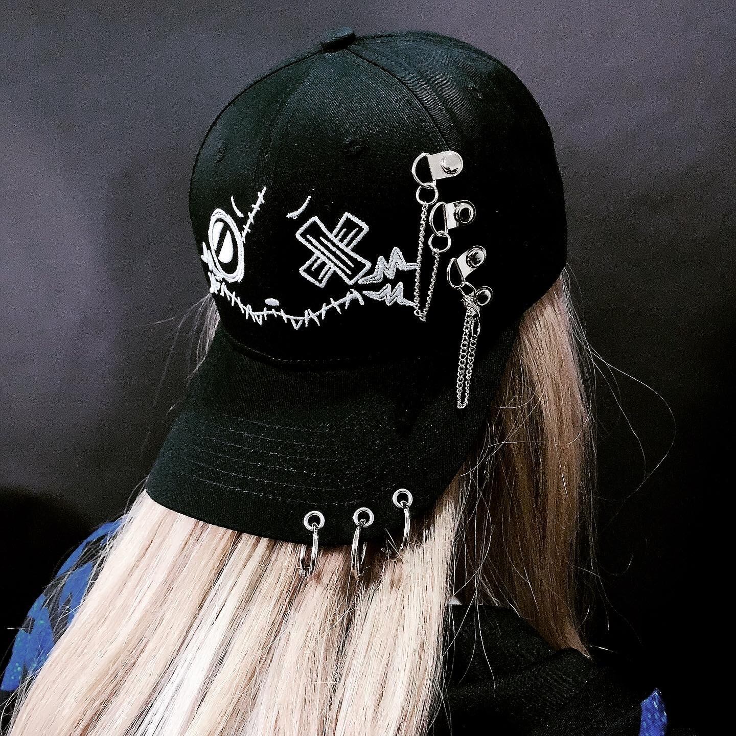 新作販売 NieR CHAIN CAP econet.bi