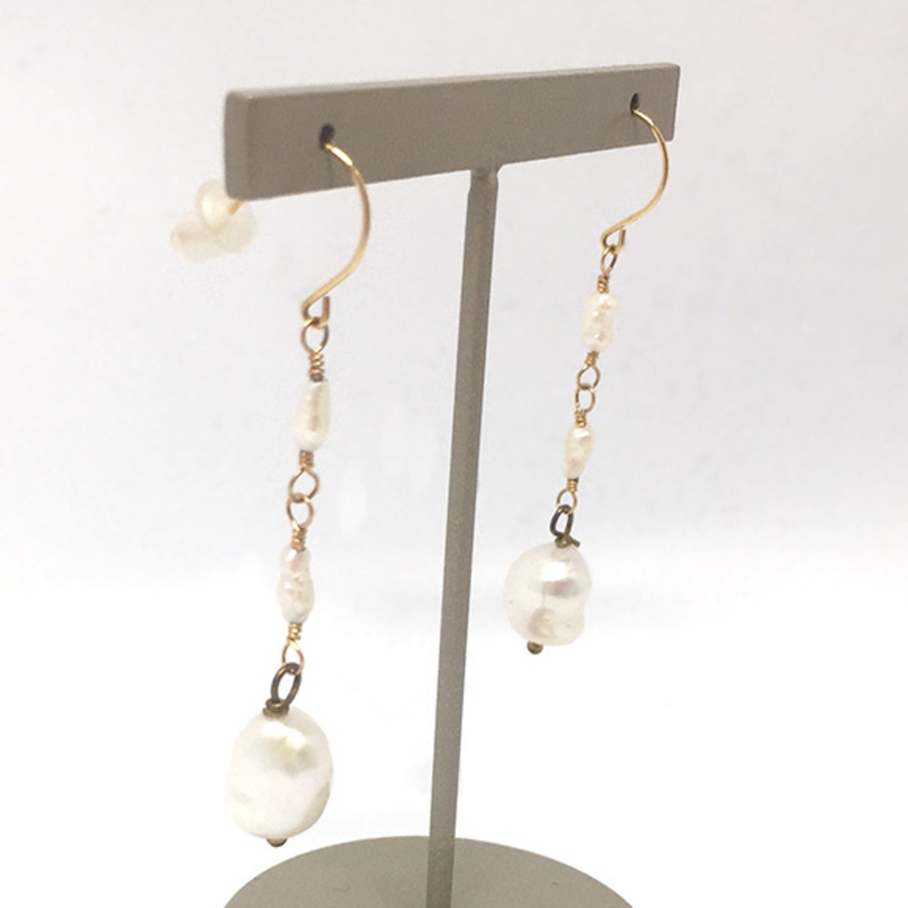 在庫限り！ 華やかなゴールドの組み合わせ 淡水パールロングピアス イヤリングへ変更可能 sl2_4_20200423pp03