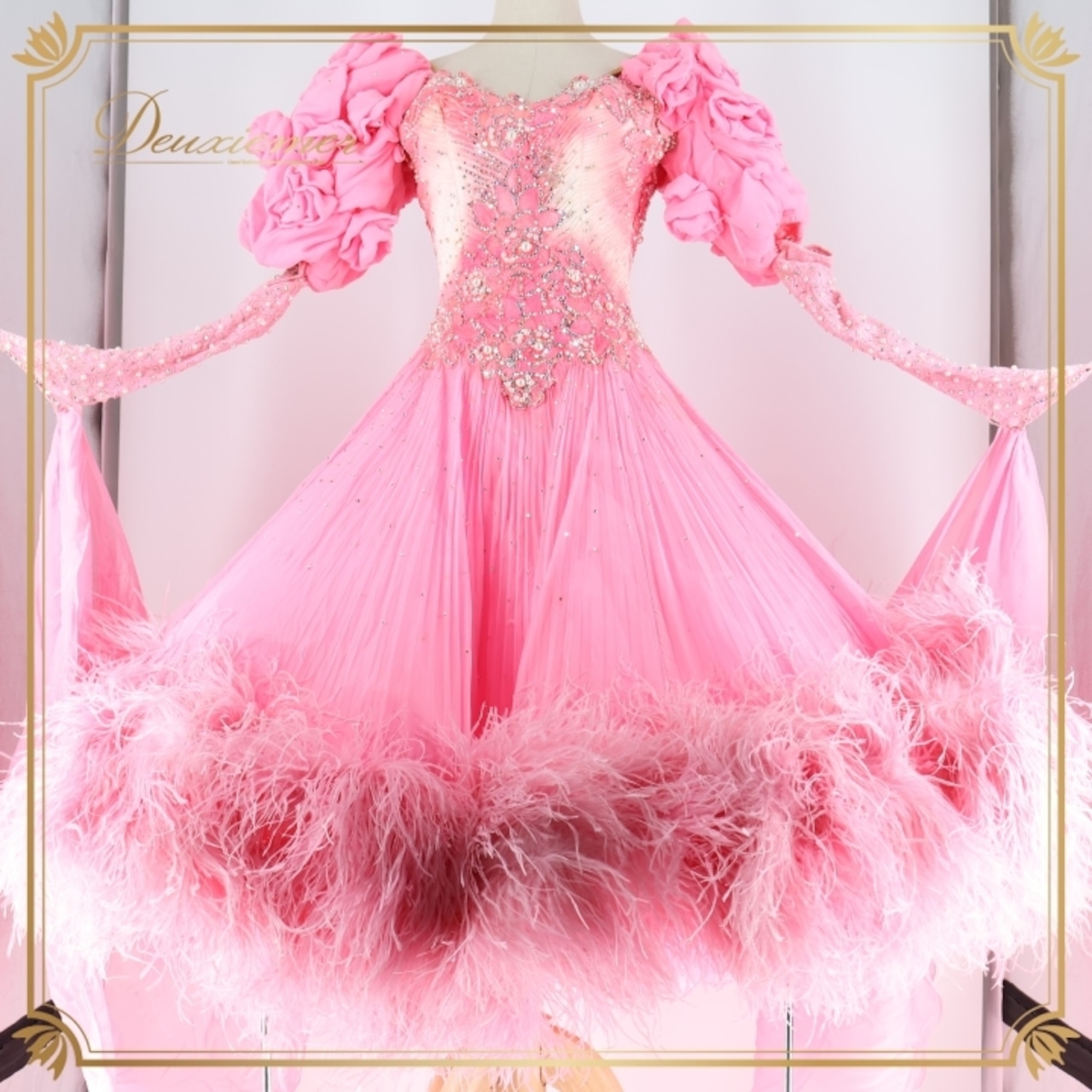 社交ダンス 衣装スタンダードドレス ワンピース ドレス スタンダード ファー プリーツ レース デモ 競技 ダンス パーティ 発表会 ピンク ピンク系 ゴージャス スカート ボリューム ショーウェア ダンスコスチューム フェミニン 競技用ドレス 上品 エレガント