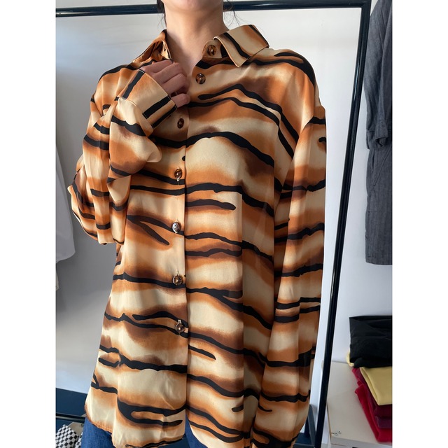 Nuance tiger blouse