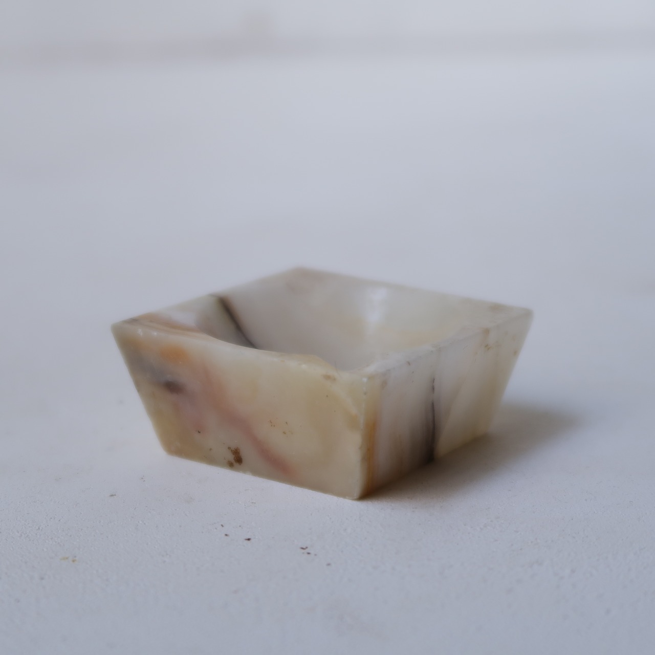 キューブのようなジュエリートレイ