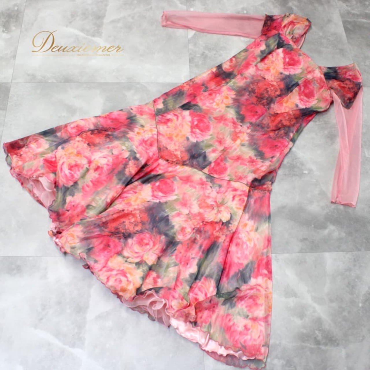 社交ダンス 衣装 スタンダード ドレス ワンピース レッスンウェア パーティドレス レディース U:NA ピンク系 グリーン系 オレンジ系 レース カラフル 花柄風 フレアスカート ティアード風 ひざ丈 ロング丈 ロングスカート 練習用 パーティー スタンダード用 ワルツ フォーマル サイズ9号 ファスナー ポリエステル 薄手素材 上品 大人可愛い ダンス衣装 発表会 舞台映え