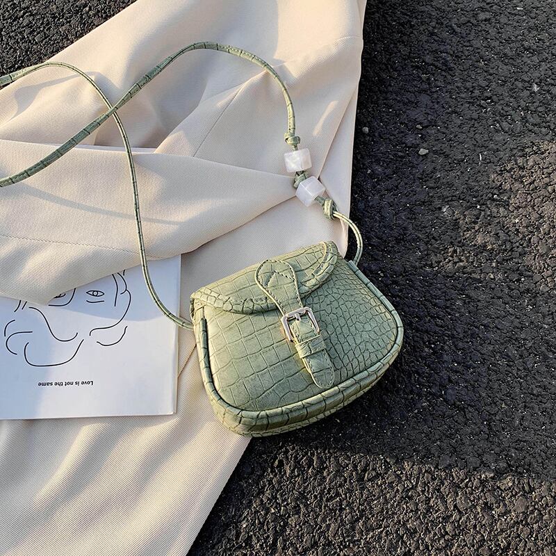 フレンチニッチバッグレディース2020ニューネットレッドファッションクロコダイル柄ショルダーメッセンジャーバッグワイルドレトロサドルバッグ Tiancai_Wing_Bag3005217