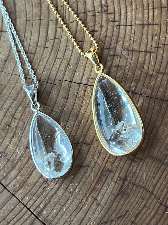 Silver 貫入水晶ペンダント