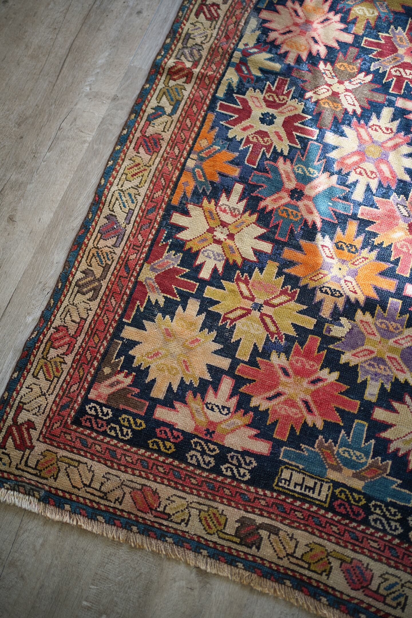 207】Semi Antique Caucasian Kuba Rug 1940's | ヴィンテージラグ専門