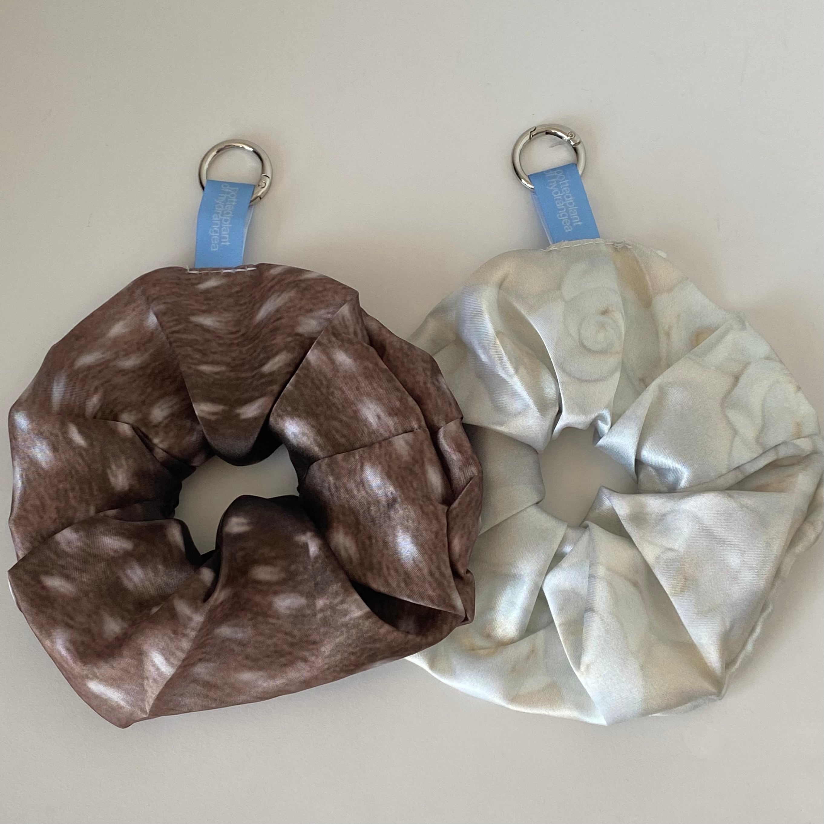 Bambi dots/Cream rose Scrunchie