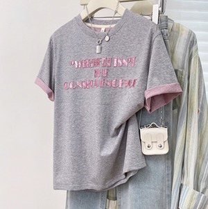 レディース トップス カットソー Tシャツ 半袖 クルーネック スパンコール かわいい シンプル カジュアル おしゃれ ラフ ガーリー 存在感 ラブリー キュート ベーシック アクティブ ナチュラル ロゴ 春 夏 秋 ロングシーズン デート お出かけ 旅行 公園 女子会 休日 ショッピング コンサート ライブ お花見 カフェ フェス ランチ オルチャン 楽ちん プレゼント プチプラ 普段使い 着回し インスタ映え 定番 S M L XL 2XL 3XL 小さいサイズ 大きいサイズ グレー ベーシックカラー