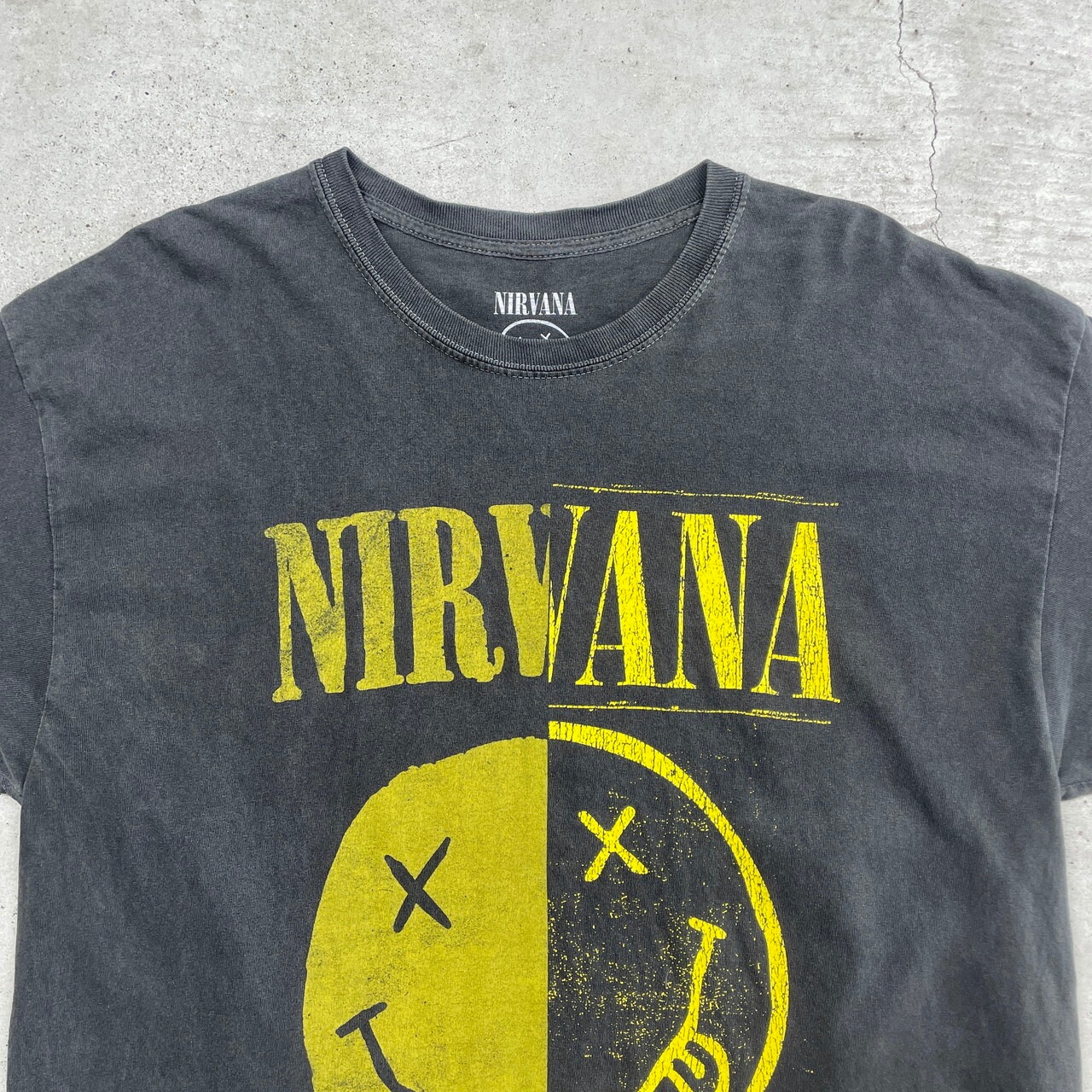 NIRVANA ニルヴァーナ スマイル バンドTシャツ バンT メンズL 古着 