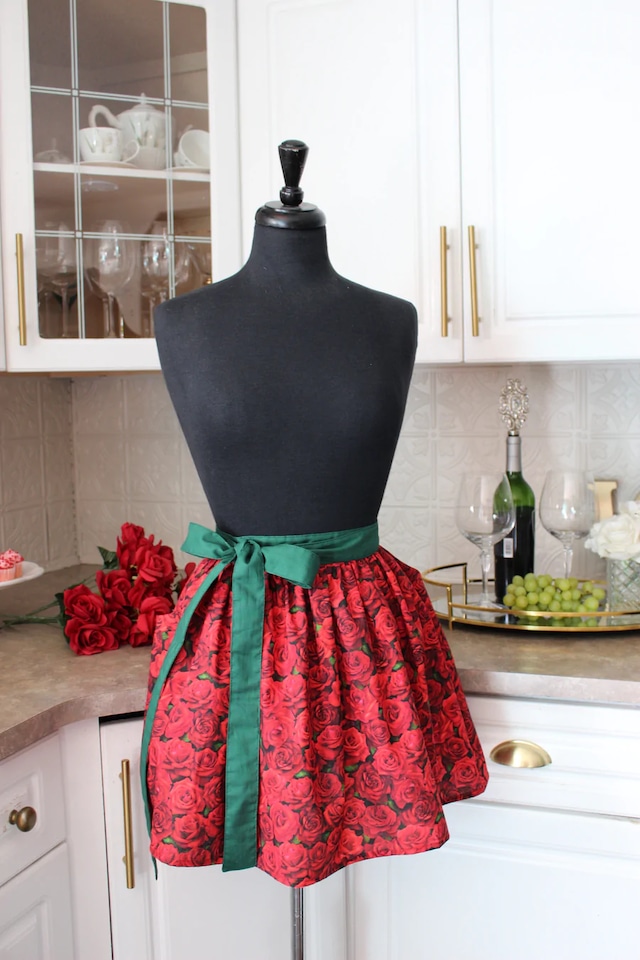 ✤Sugar baby aprons✤ Will You Accept This Rose Apron　F025