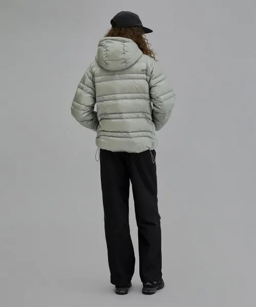 少量再入庫。。！！☆aespa ウィンター 着用！！【NEW BALANCE】UNI