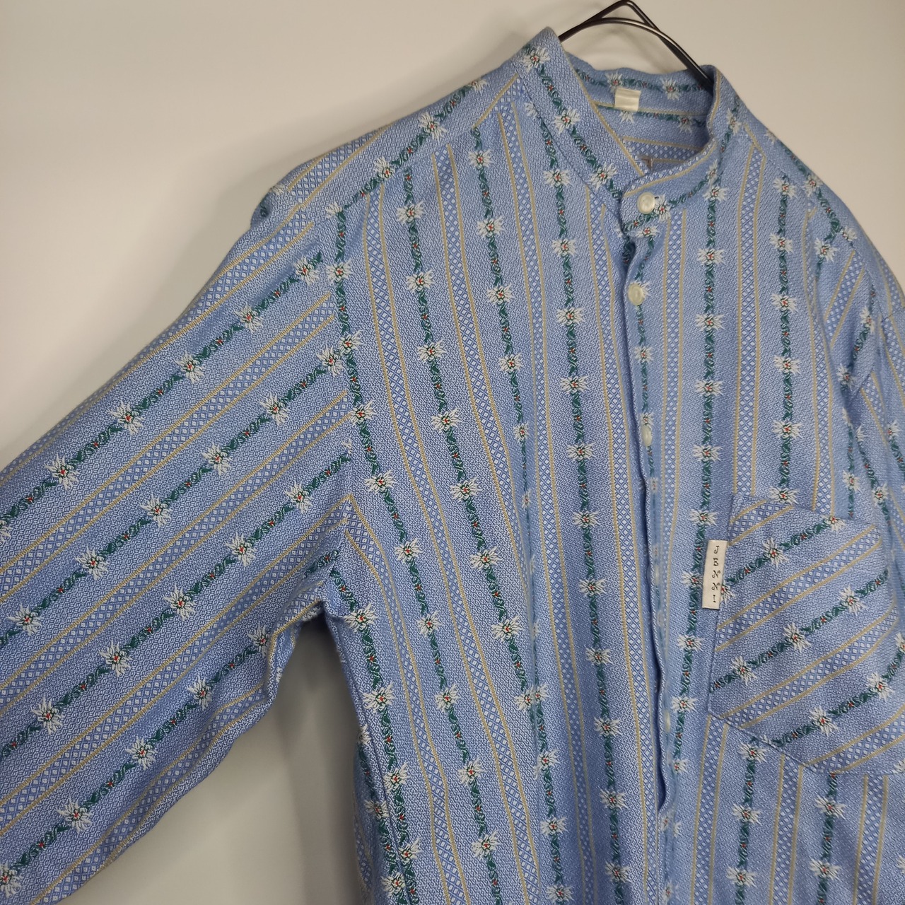 ATELIER JENNI　バンドカラー　チロリアンシャツ　プルオーバー　花刺繍