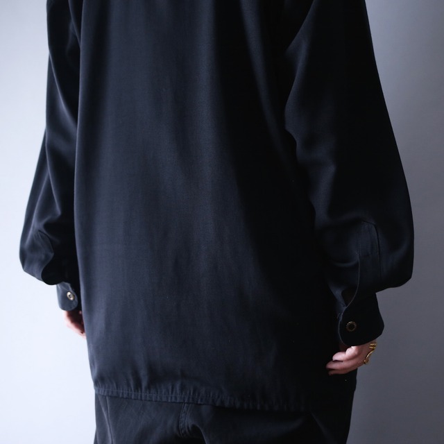 switching gimmick design loose silhouette band-collar shirt