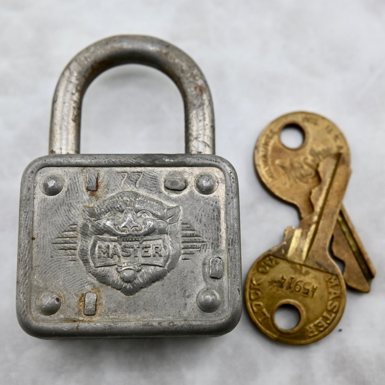 [M1668] Vintage 1950's Master Lock ライオン 南京錠