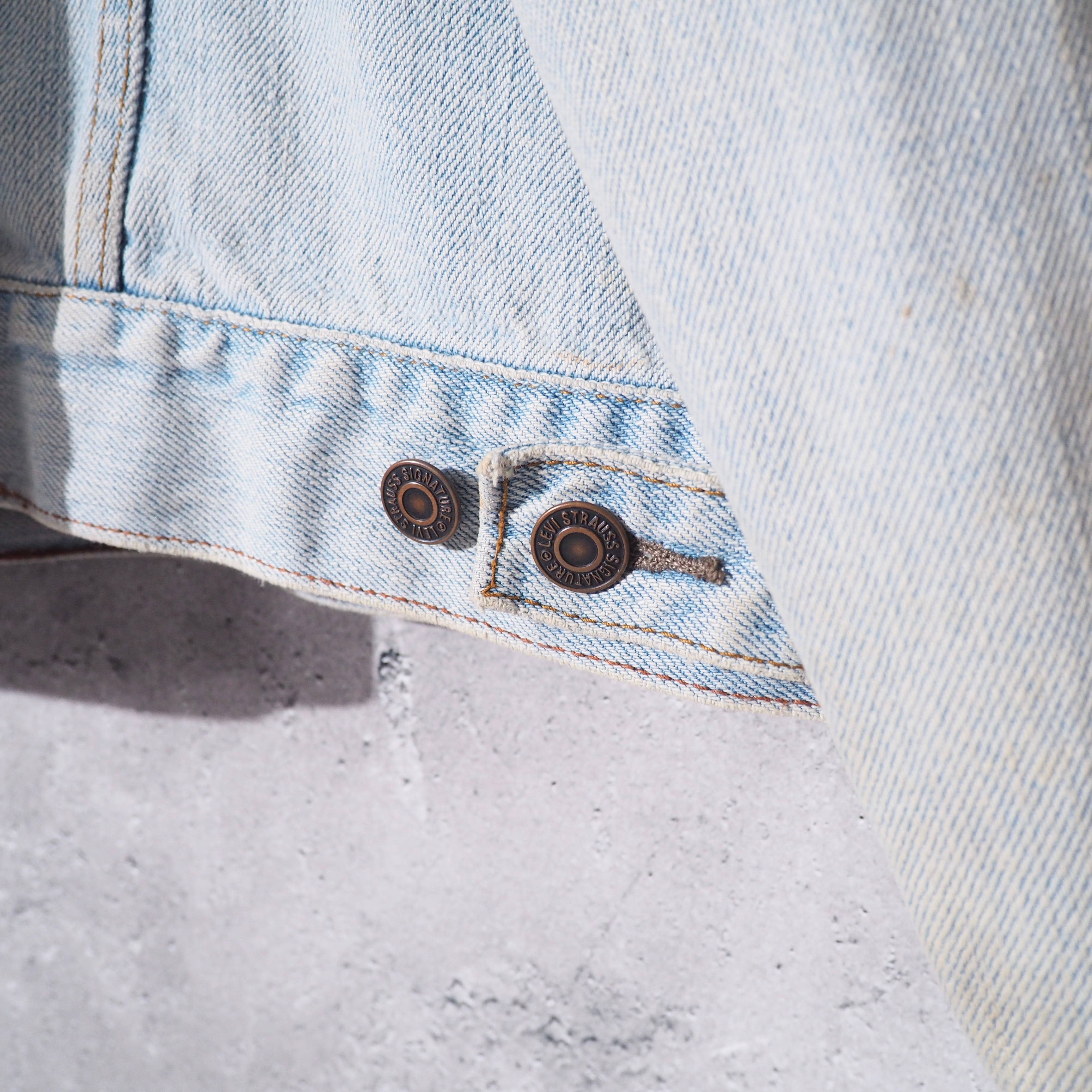 1990s " LEVI’S " Good Fade × Over silhouette vintage Denim jacket