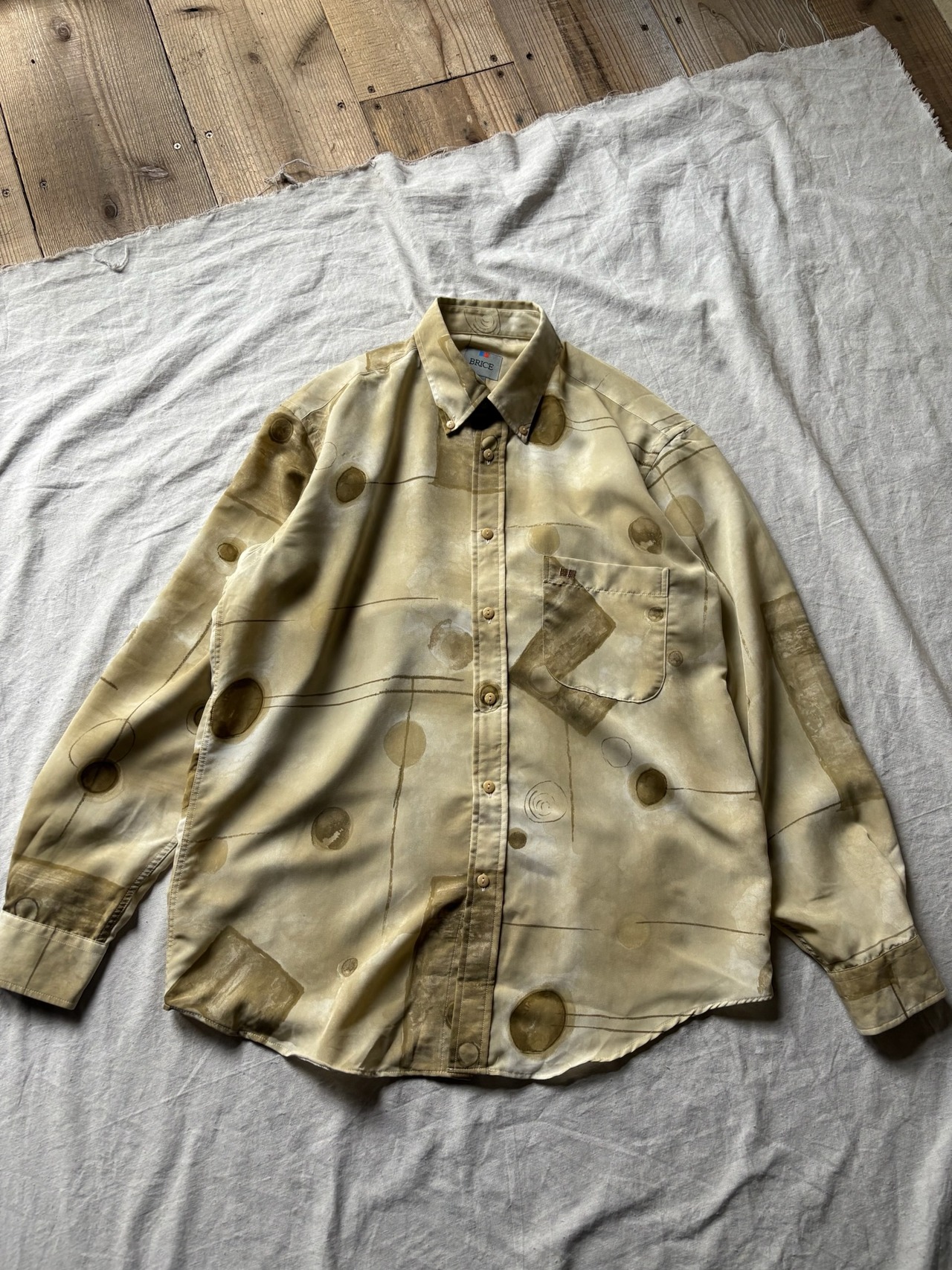Art Pattern Beige Shirt