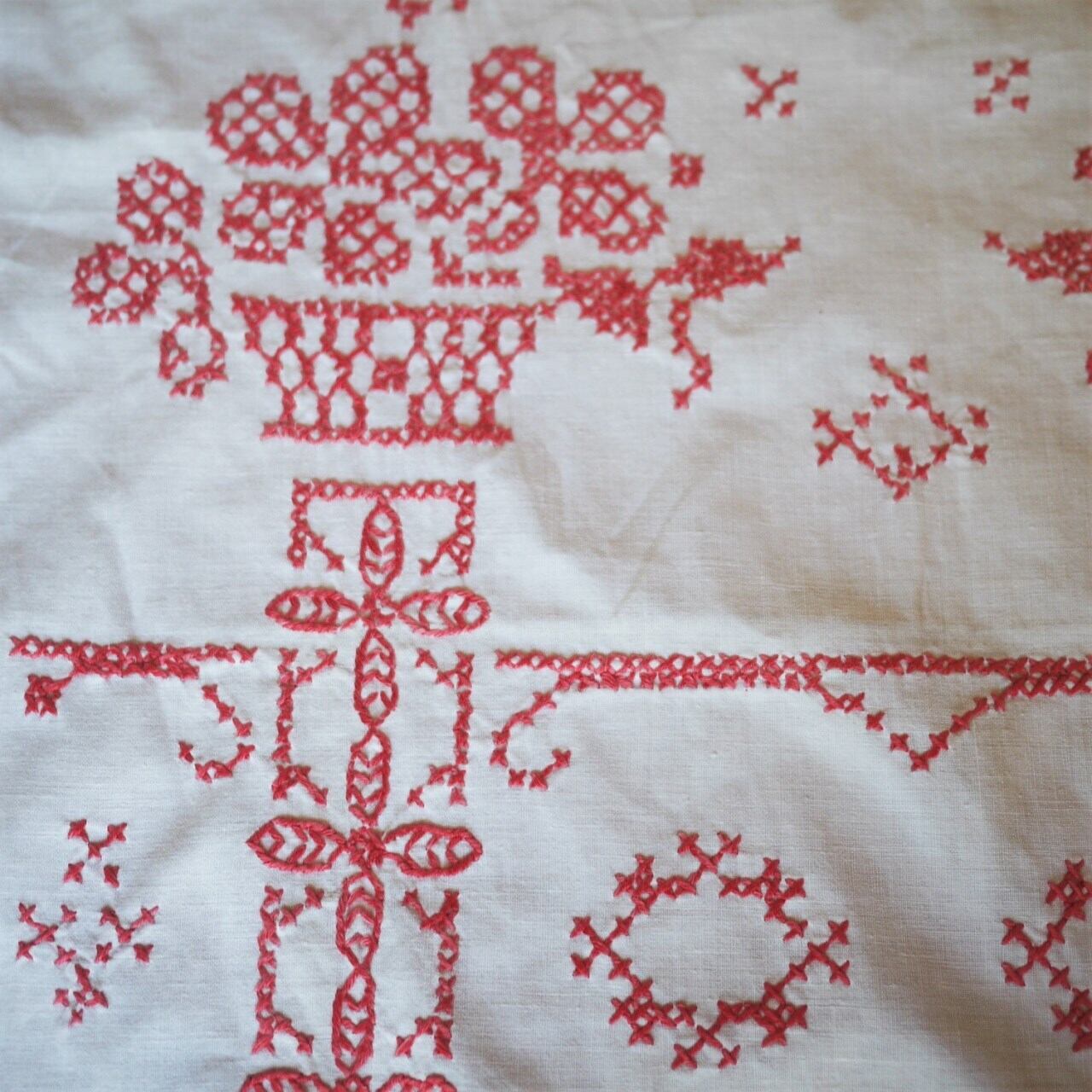 刺繍オーバータオル ドイツ 薔薇のパーゴラ