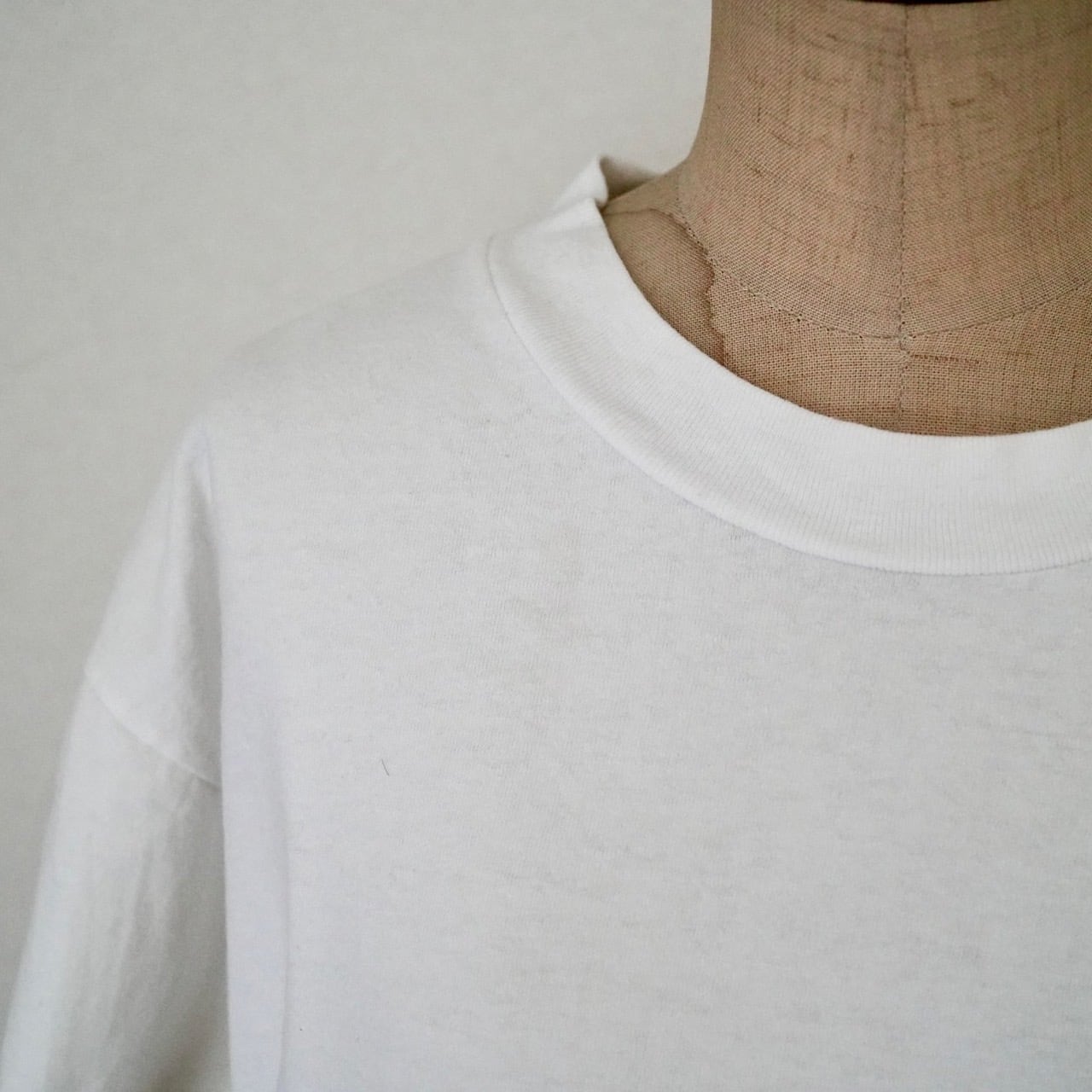 Hard Rock Cafe Paris】T-shirt Back Print | Pluie Benie